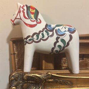 Scandia Dala Horse Figurine Ceramic Hand Painted Brazil